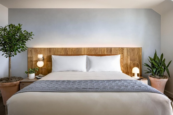 1 Hotel Toronto Main image